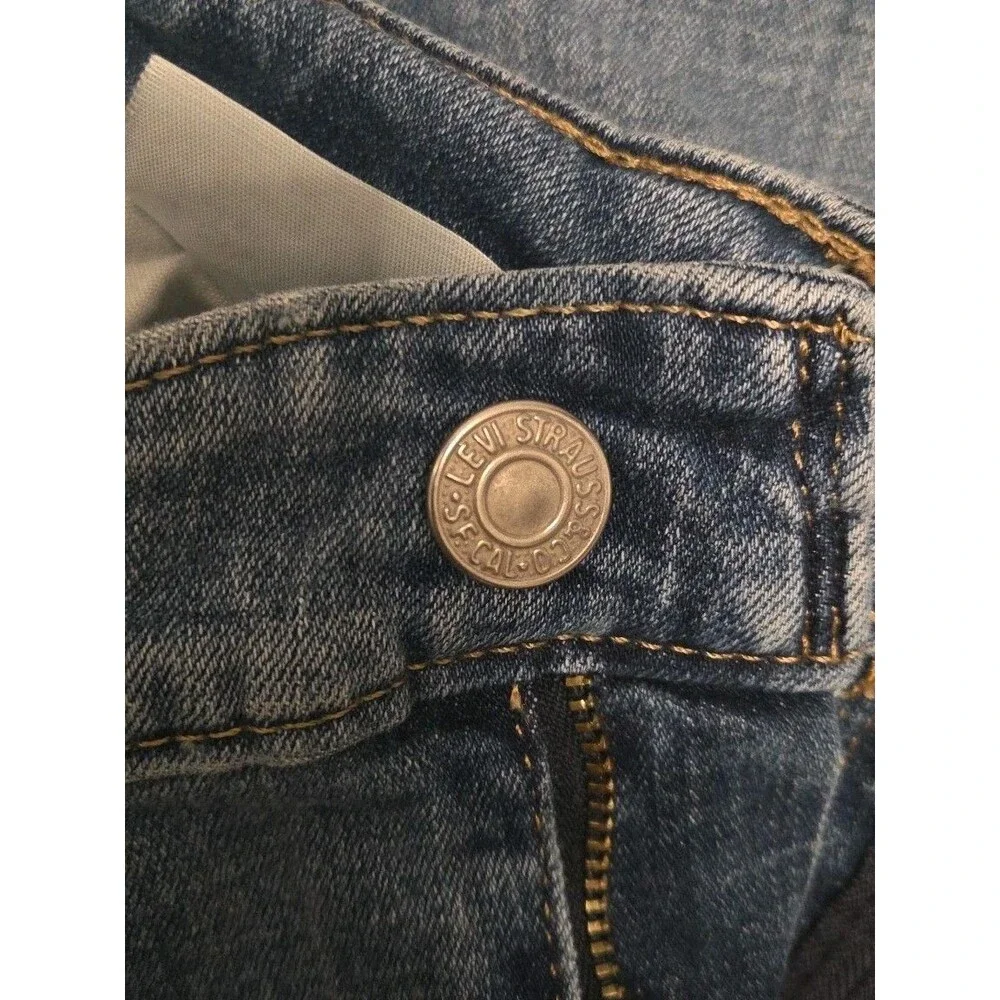 Levi's 725 High Rise Bootcut Jeans Women's Size 25 Medium Wash Levi Strauss Co - Picture 6 of 6
